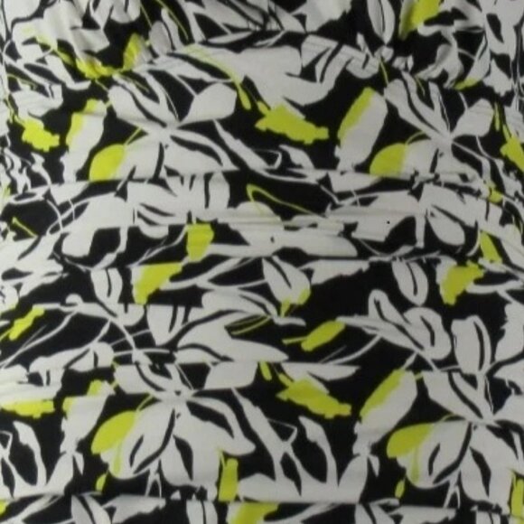 NWT DKNY Women's Ruffle V-Neck One-Piece Swimsuit, Floral Multi, Large - Picture 3 of 3